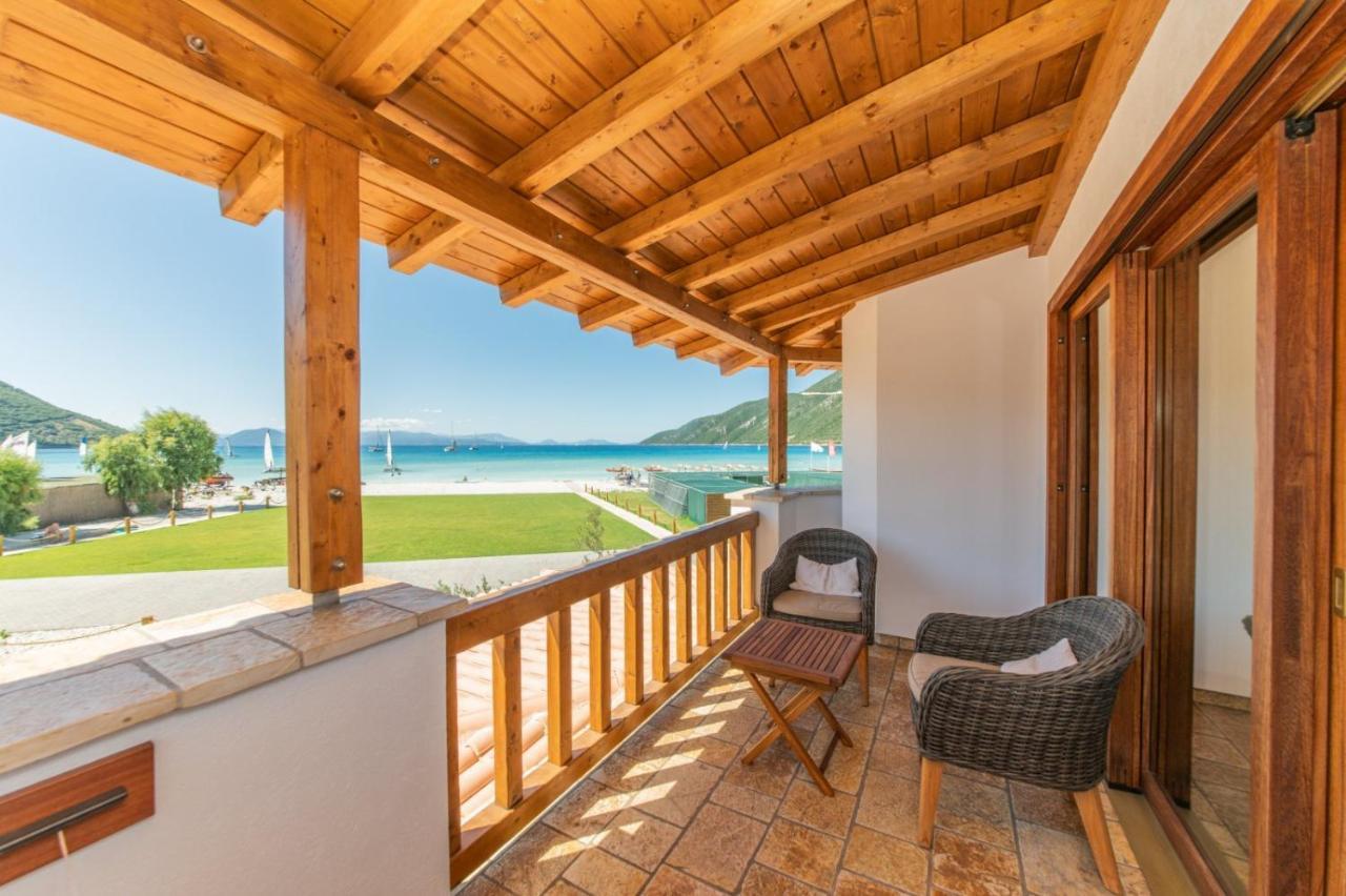 Seaside Resort Vasiliki エクステリア 写真