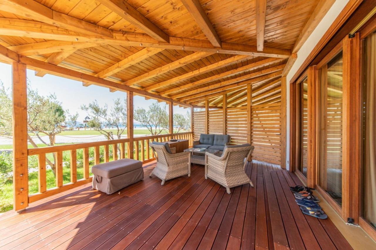 Seaside Resort Vasiliki エクステリア 写真