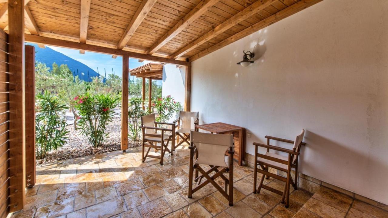 Seaside Resort Vasiliki エクステリア 写真
